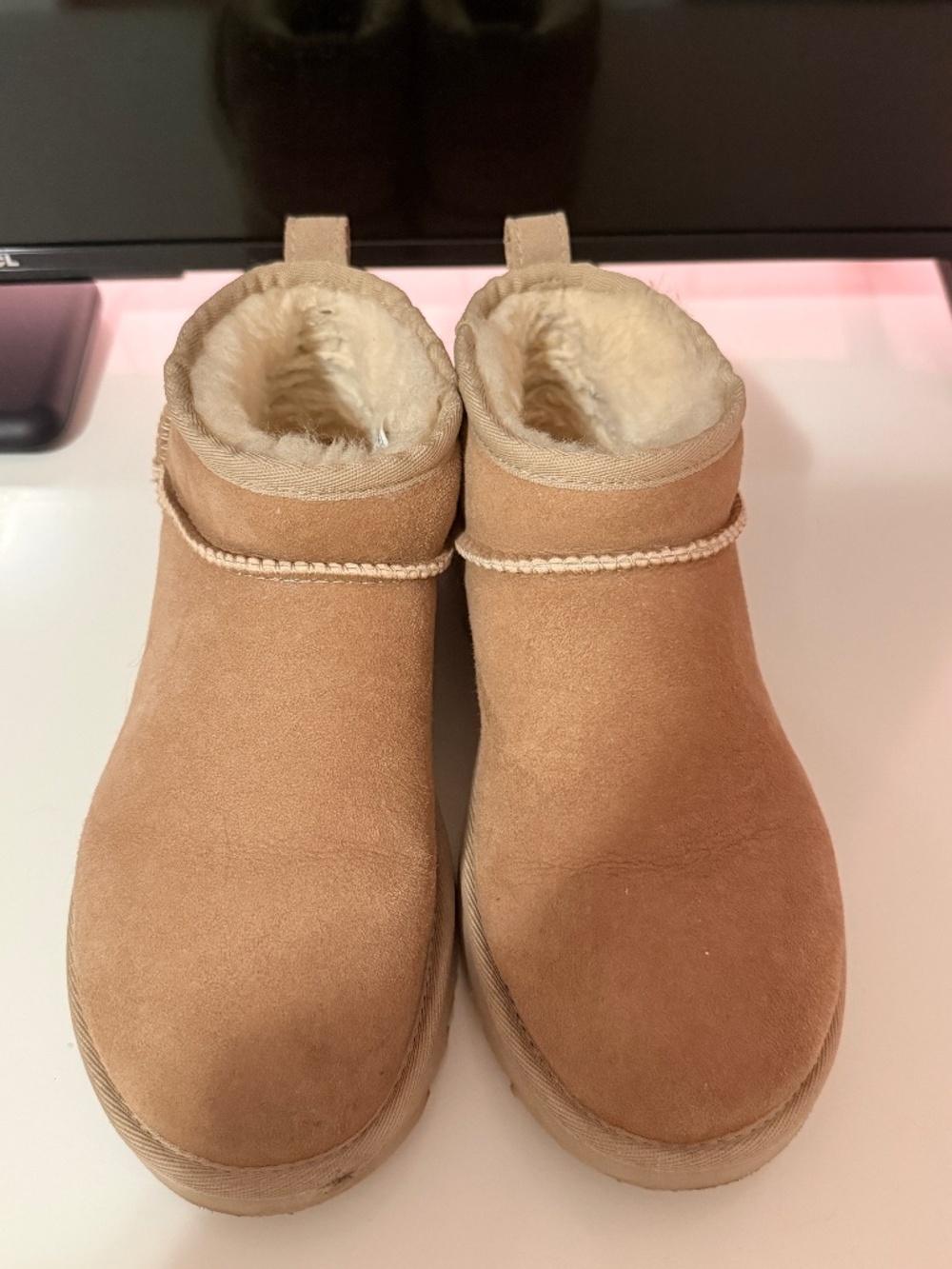 UGG Mini II